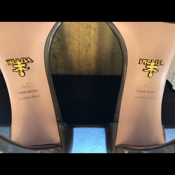 Stunning Prada Taffetas Vogue Pumps, Sz 40 - Picture 6 of 8